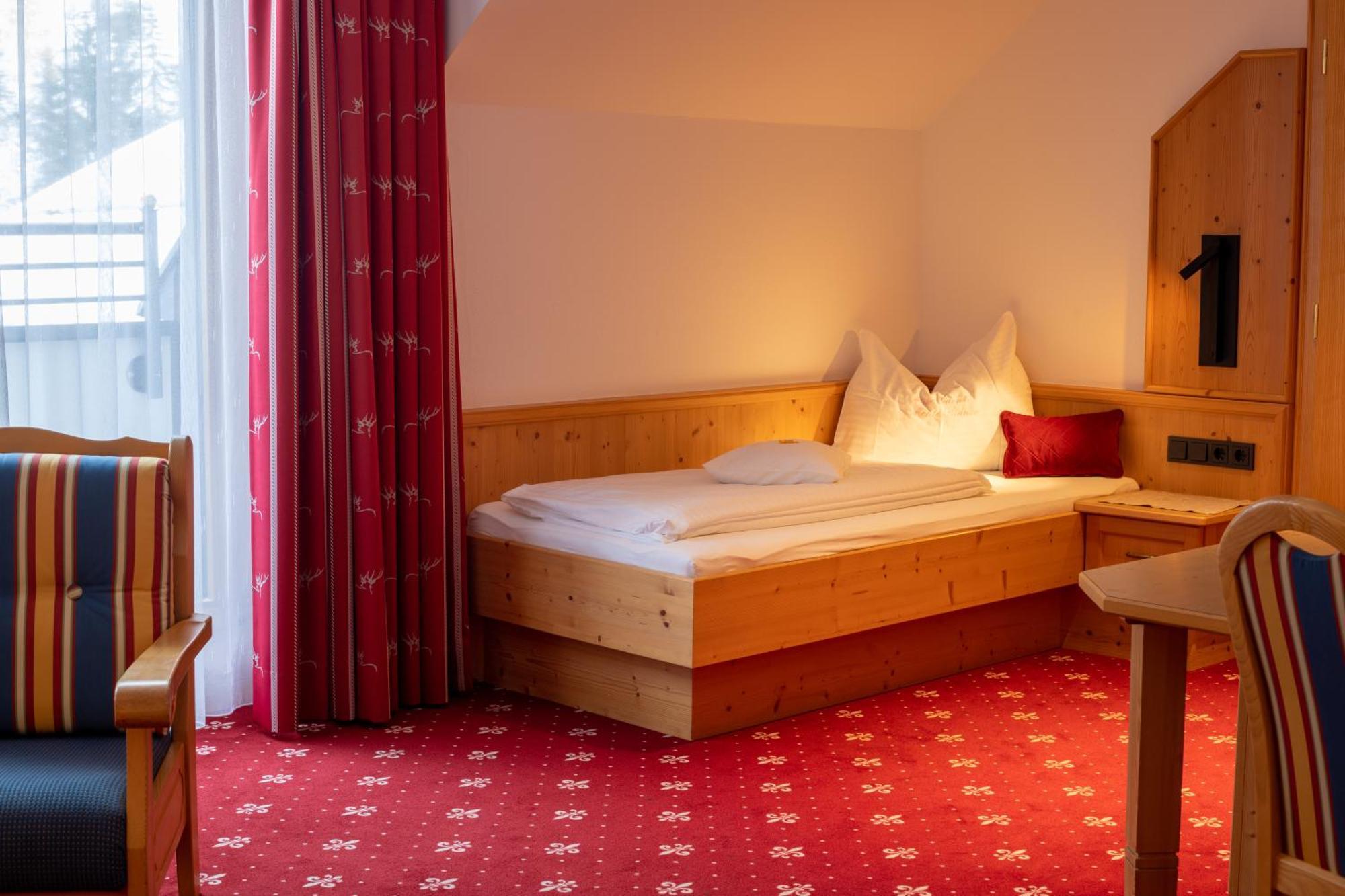 Hotel Garni Monte Bianco Ischgl Esterno foto