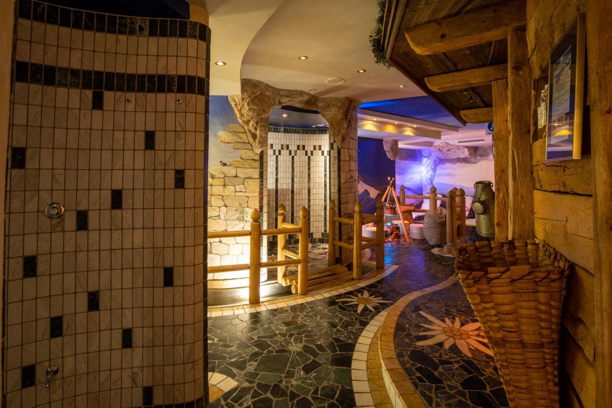 Hotel Garni Monte Bianco Ischgl Esterno foto