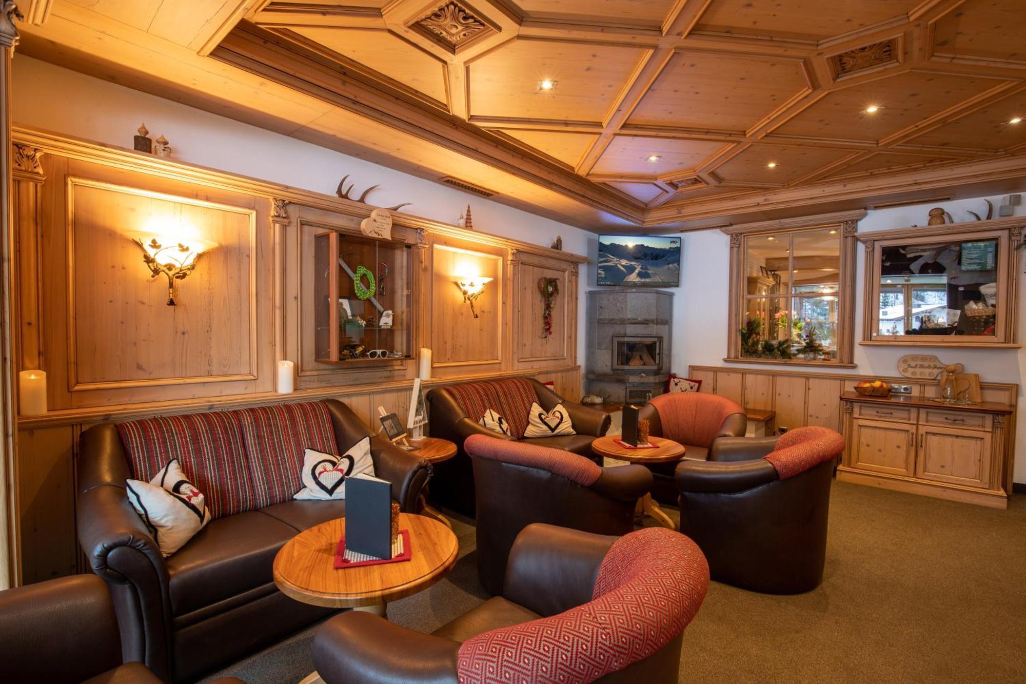 Hotel Garni Monte Bianco Ischgl Esterno foto