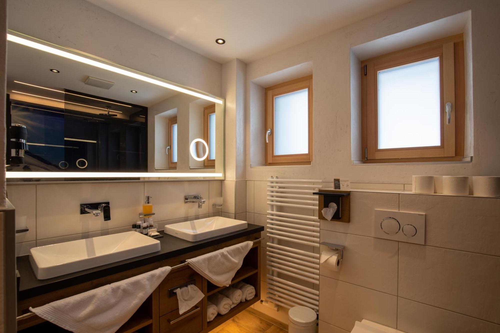 Hotel Garni Monte Bianco Ischgl Esterno foto
