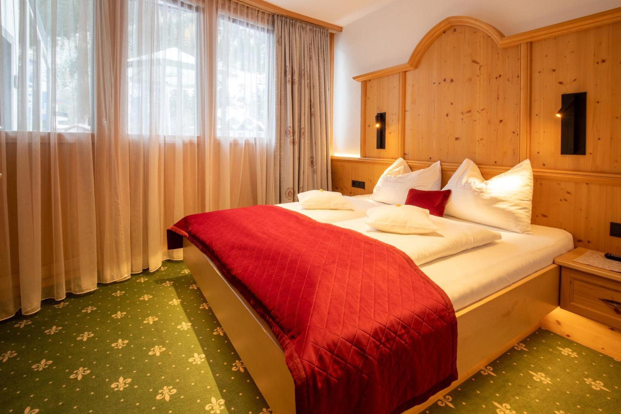 Hotel Garni Monte Bianco Ischgl Esterno foto