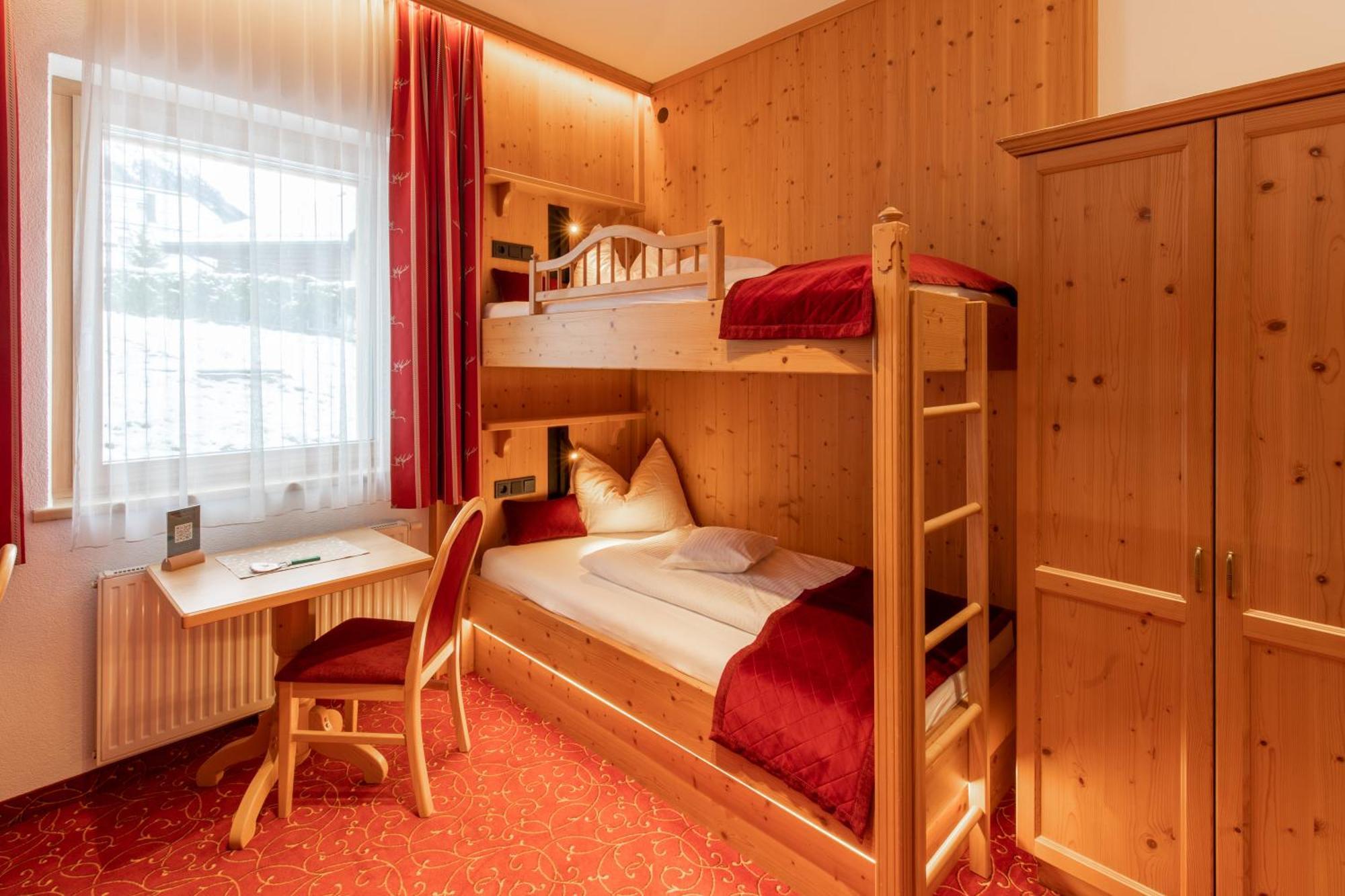 Hotel Garni Monte Bianco Ischgl Esterno foto